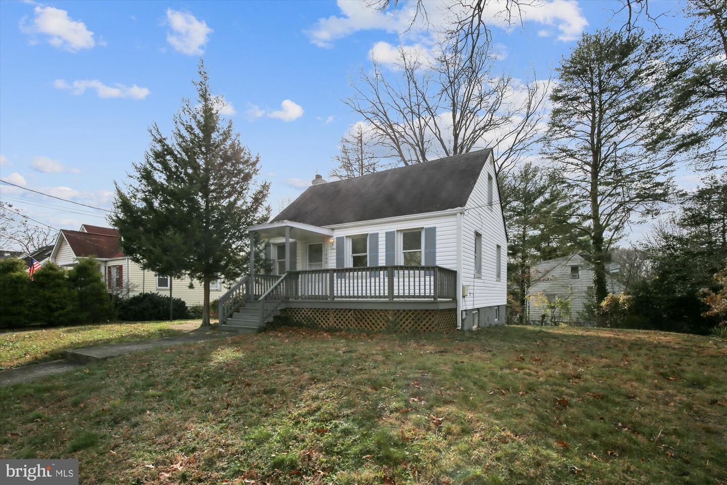 Property Photo: 1700 N Potomac Street VA 22205