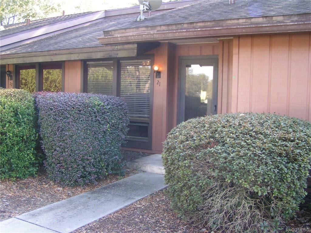 Property Photo:  19660 SW 83rd Place Road C-21  FL 34432 