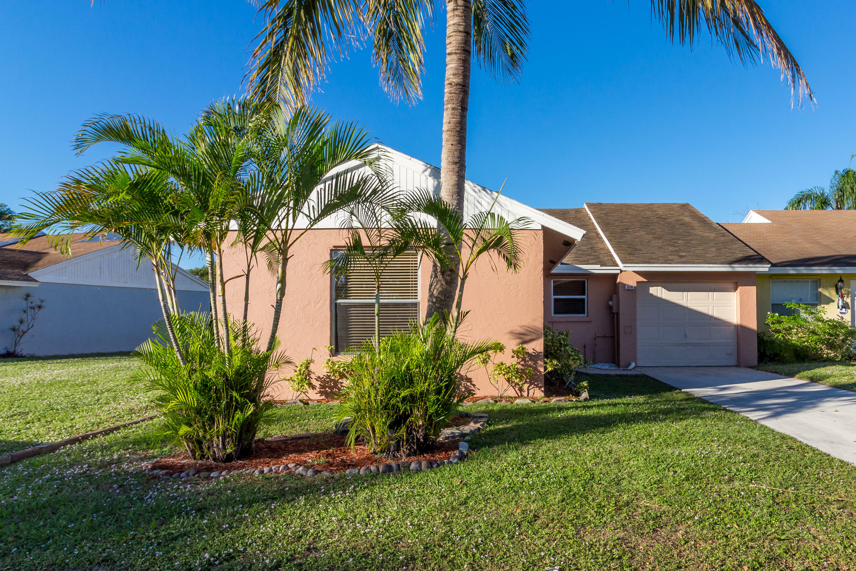 Property Photo:  5139 Burnham Place  FL 33463 