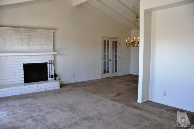 Property Photo:  4902 Dolphin Way  CA 93035 