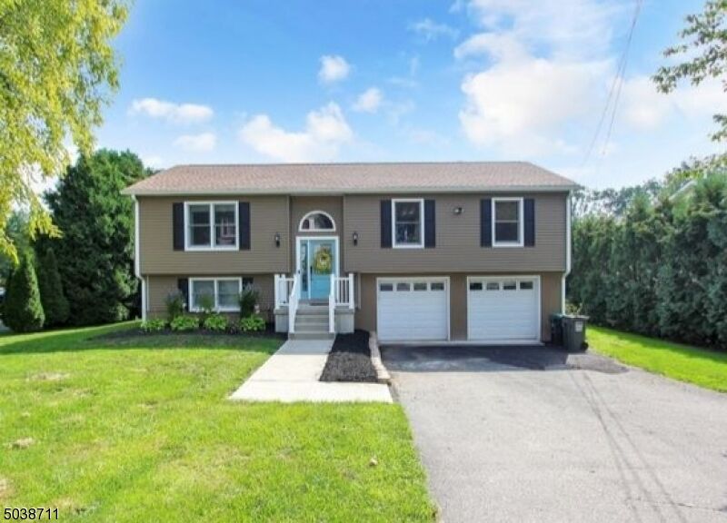Property Photo:  404 Warren St  NJ 08886 
