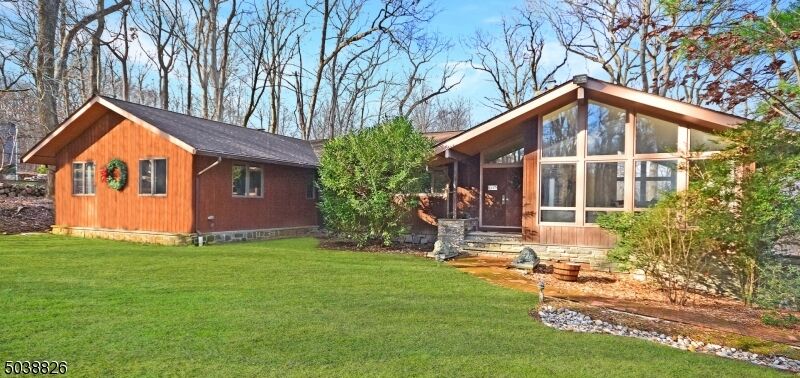 Property Photo: 53 Parlin Ln NJ 07069