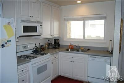 Property Photo:  3001 Harbor Boulevard  CA 93001 