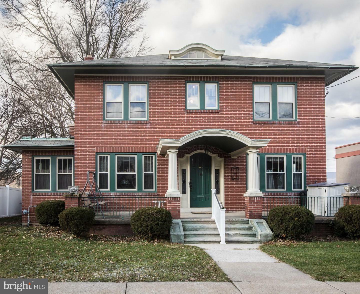 Property Photo: 412 S 4th Street PA 19526