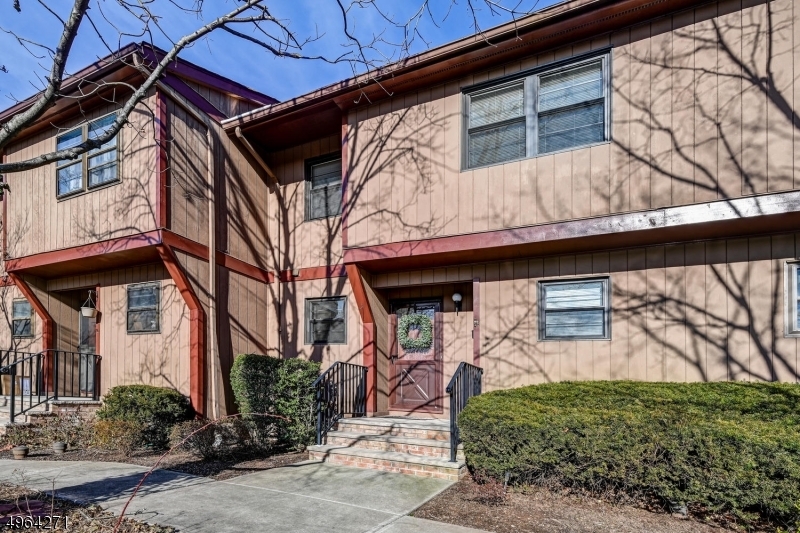 Property Photo: 94 Bluebird Dr NJ 08844