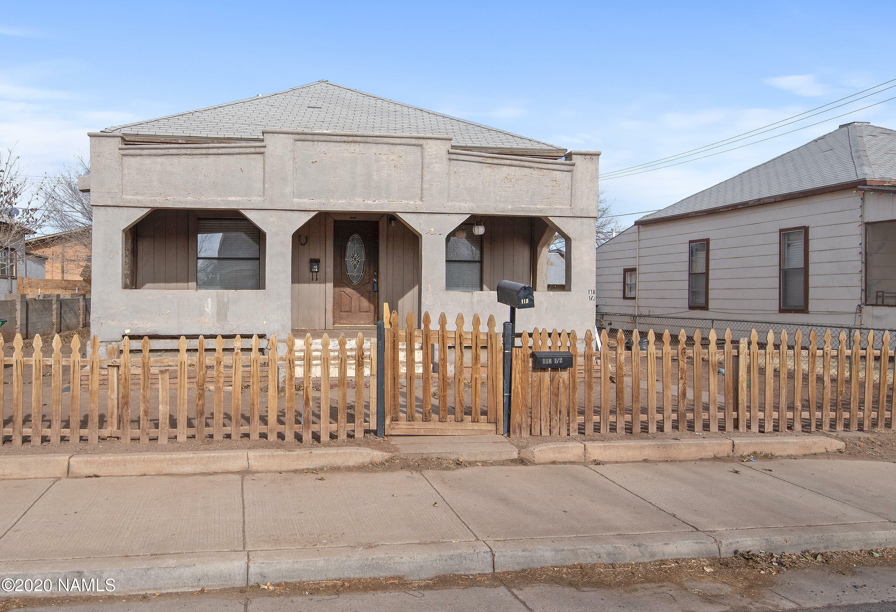 Property Photo:  118 W Fourth Street  AZ 86047 