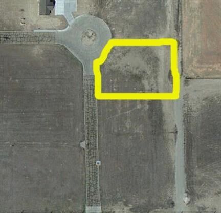 2652 North Cherokee Road  Garden City KS 67846 photo