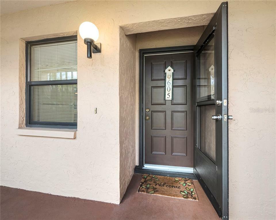 Property Photo: 2808 60th Avenue W 605 FL 34207
