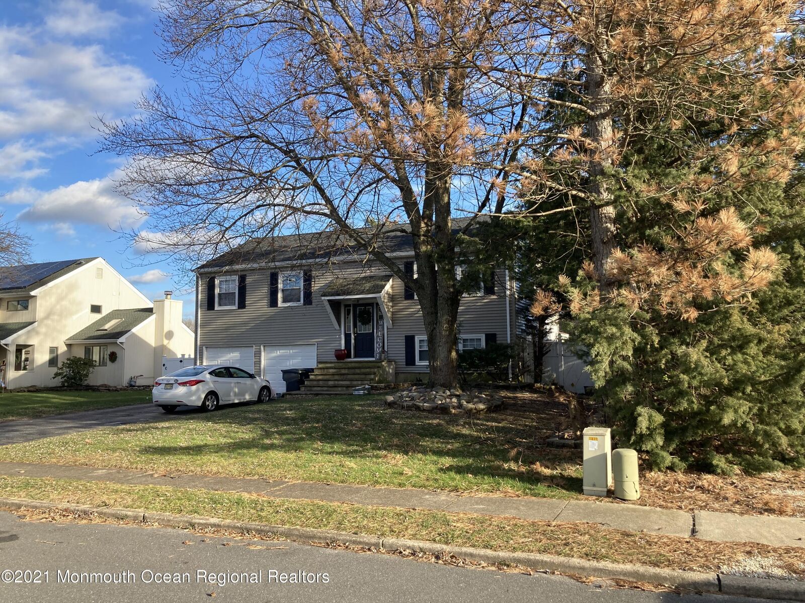 Property Photo:  1083 Warren Point Road  NJ 08753 