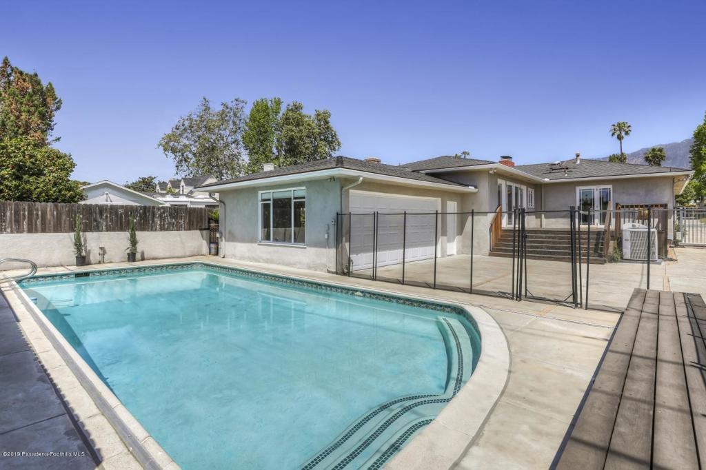 2186 Las Lunas Street  Pasadena CA 91107 photo