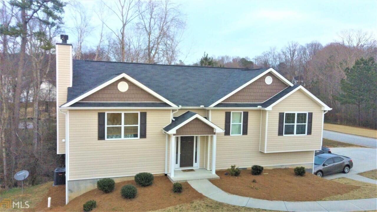 Property Photo: 2127 Crown Park Drive GA 30680