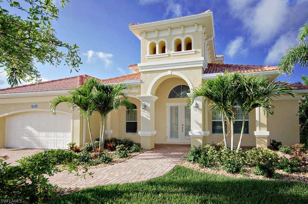 Property Photo:  2308 El Dorado Parkway W  FL 33914 