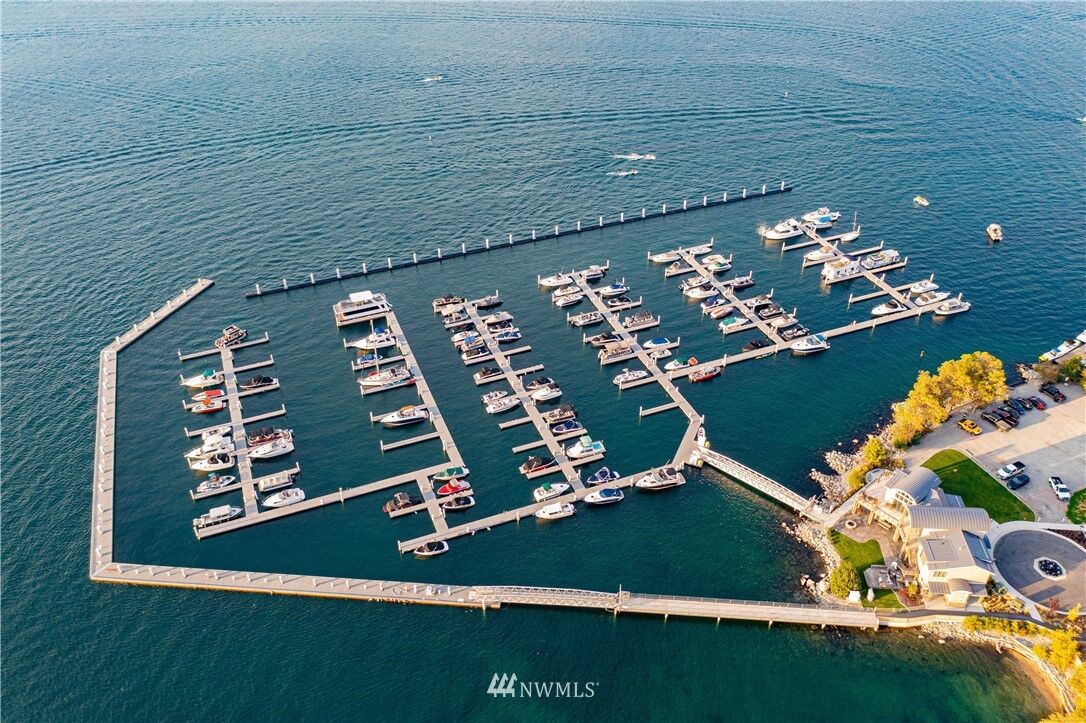 Property Photo:  1350 W Woodin Avenue F10  WA 98816 