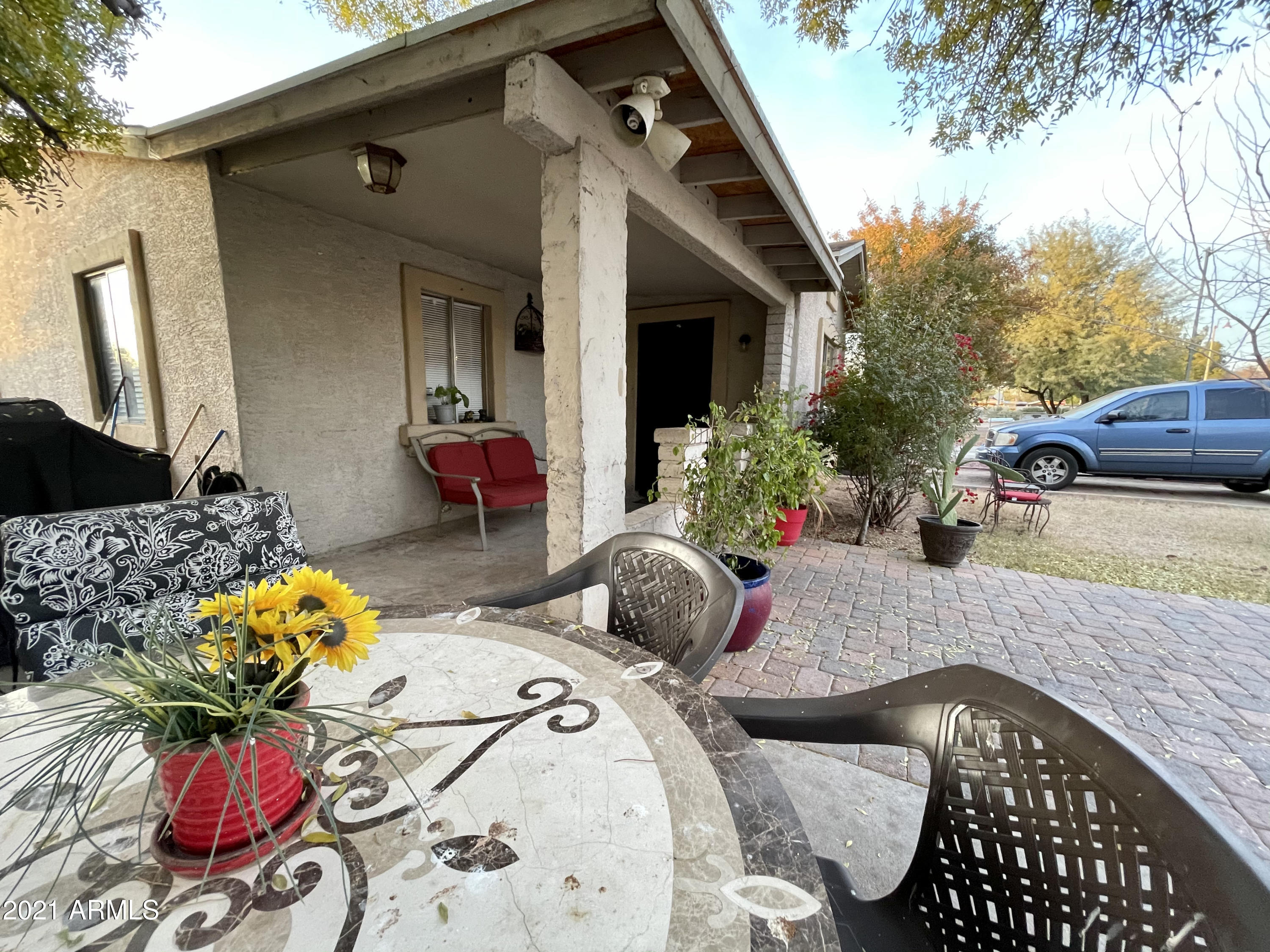 Property Photo:  336 N Delaware Street  AZ 85225 