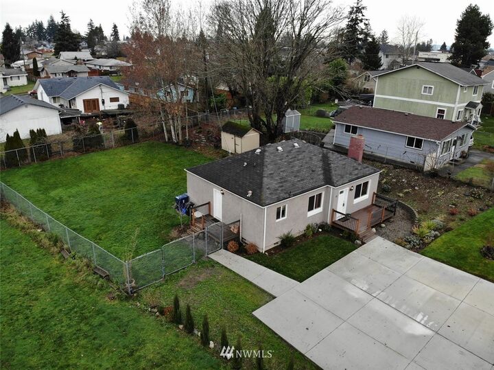 Property Photo: 601 E 57th Street WA 98404