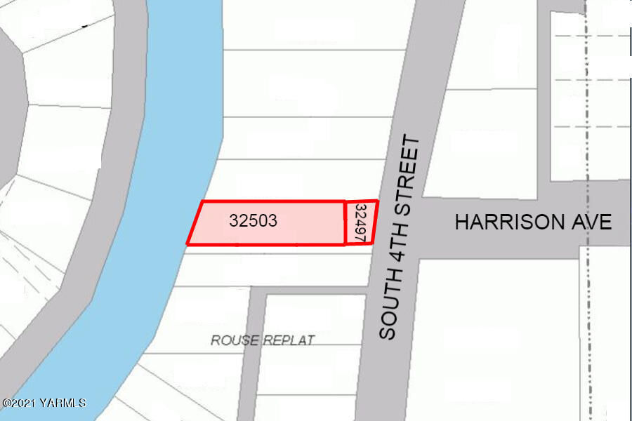 Property Photo:  733 S 4th St  WA 98944 