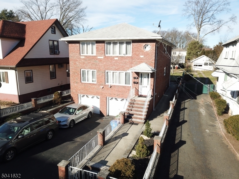 Property Photo:  309 E Henry St  NJ 07036 