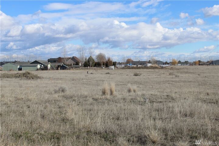 Property Photo:  4343 NE Road E.6  WA 98837 