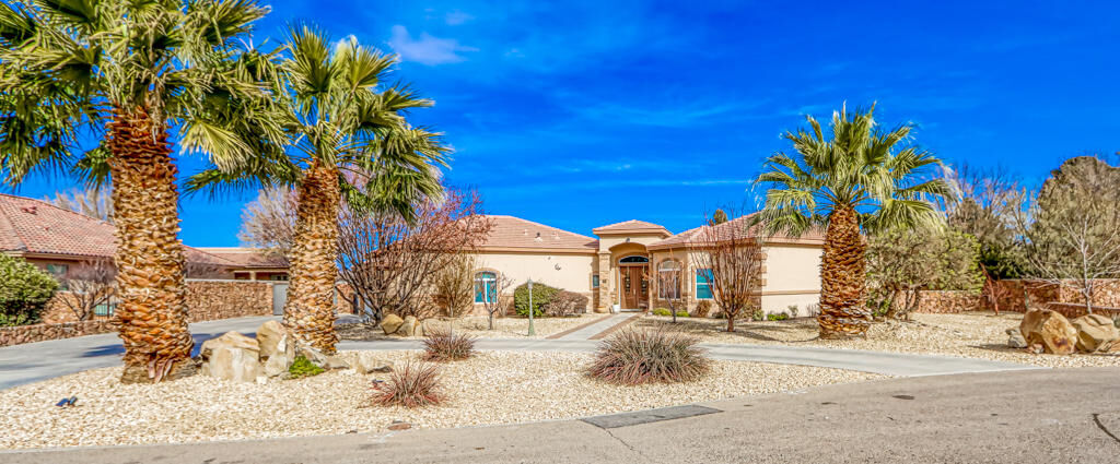 Property Photo: 732 Emerald View Drive TX 79932