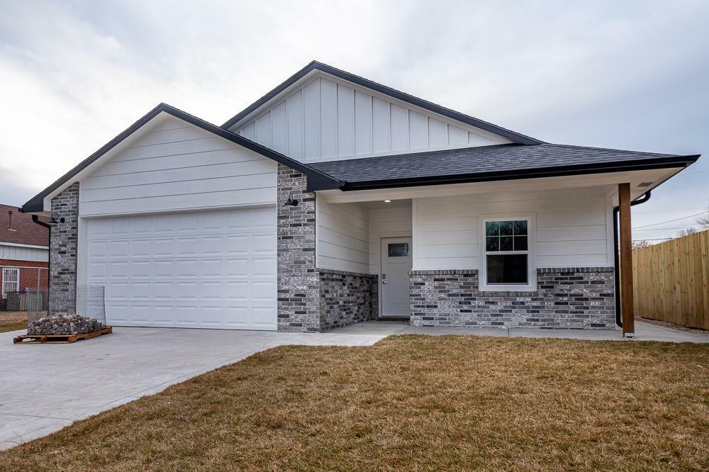 Property Photo:  1041 N Mathewson  KS 67214 