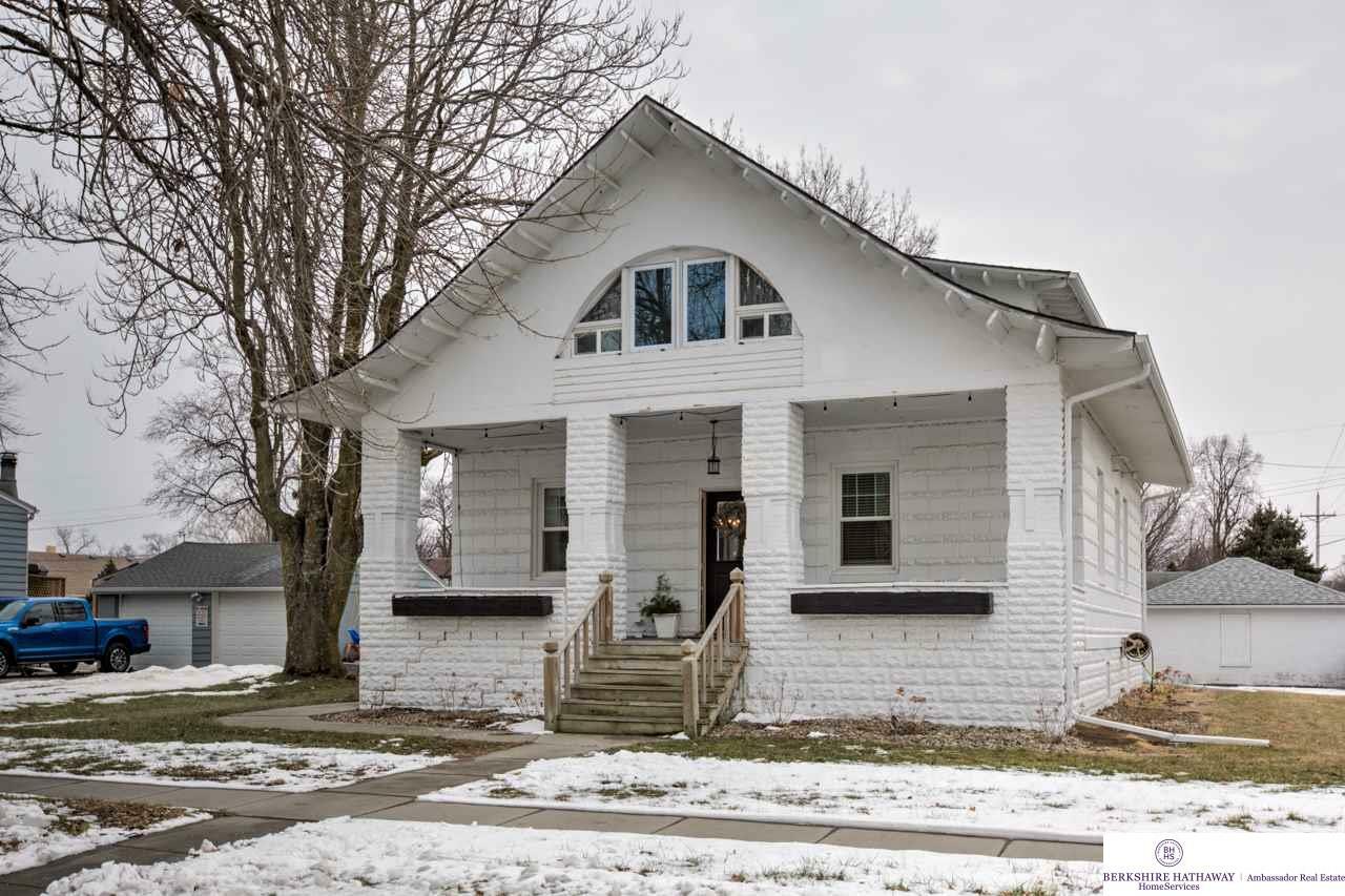 Property Photo:  123 W Alexander  NE 68064 