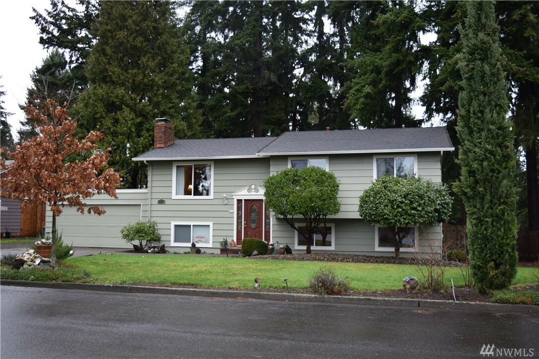 Property Photo:  814 NW 59th St  WA 98663 