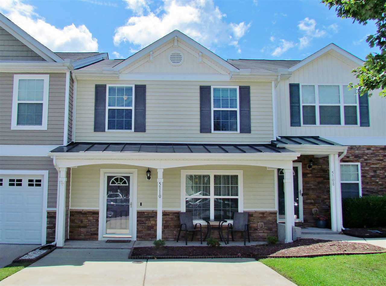 Property Photo: 5110 Thornton Knoll Way NC 27616