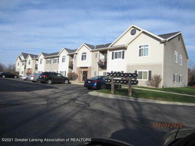 Property Photo:  15120 Via Carmella Drive  MI 48820 