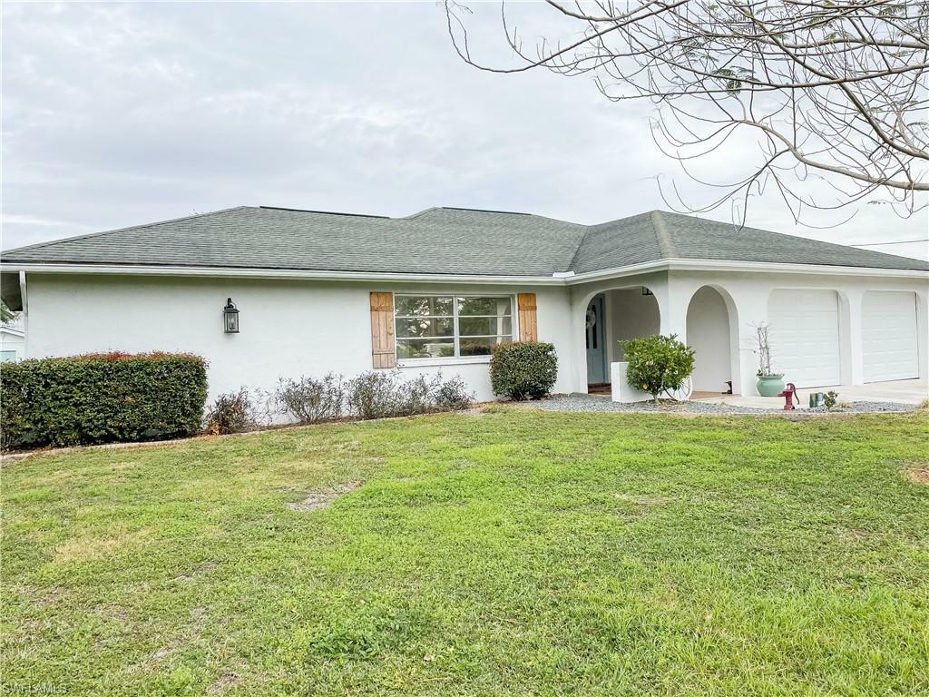 Property Photo: 8401 Henderson Grade Road FL 33917