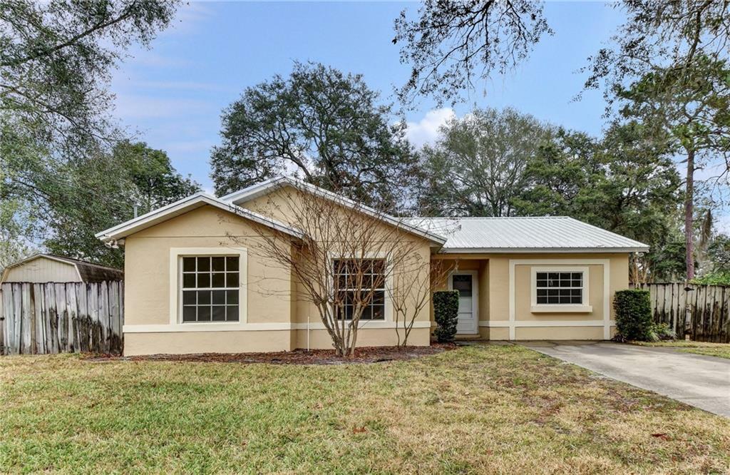 Property Photo: 1455 6th Street FL 32763