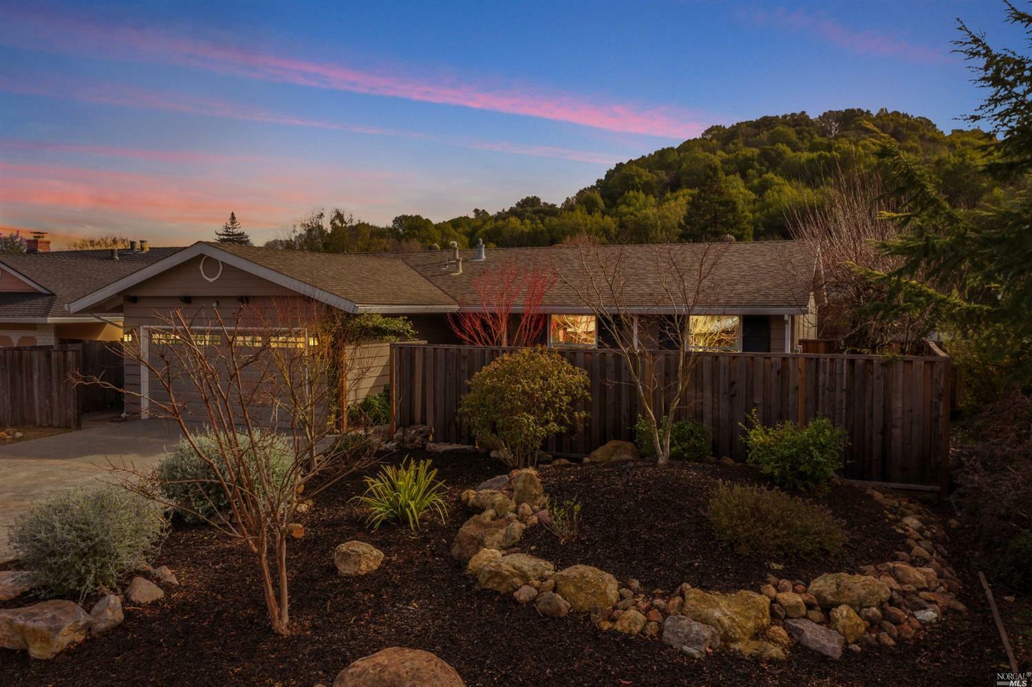 Property Photo:  156 San Carlos Way  CA 94945 