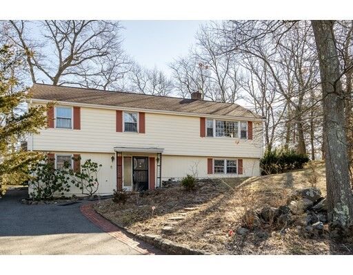 Property Photo:  5 Green Lane  MA 02421 