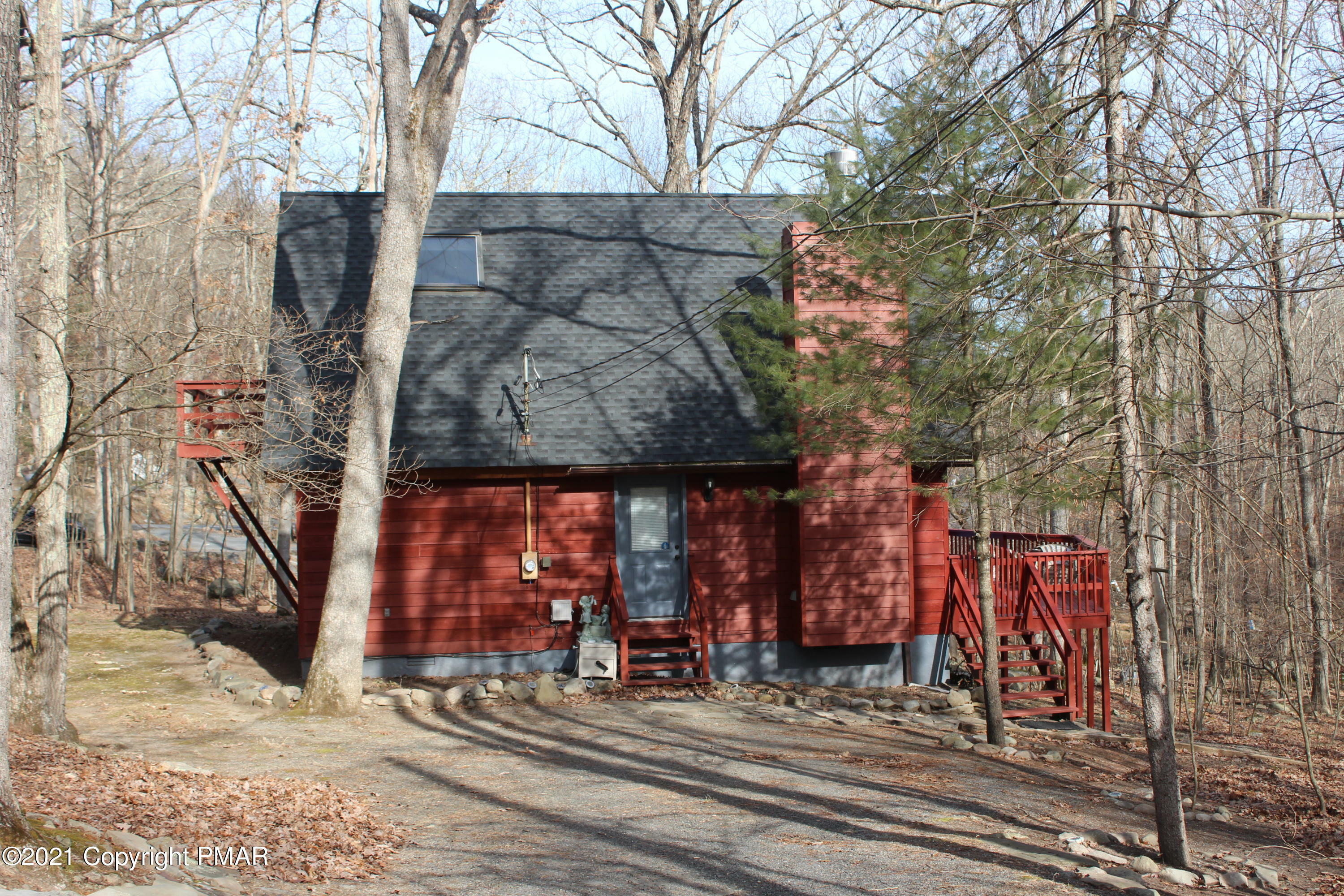 Property Photo:  6052 Decker Road  PA 18324 