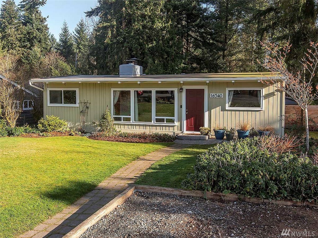 Property Photo:  16540 8th Ave NE  WA 98155 