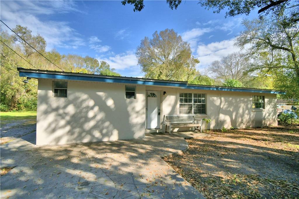 Property Photo:  3705 Avenue Q NW  FL 33881 