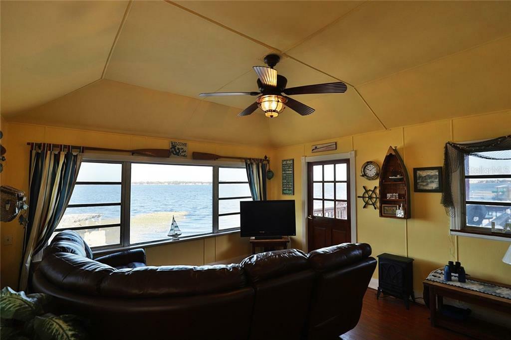 Property Photo: 837 Seminole Road FL 33827