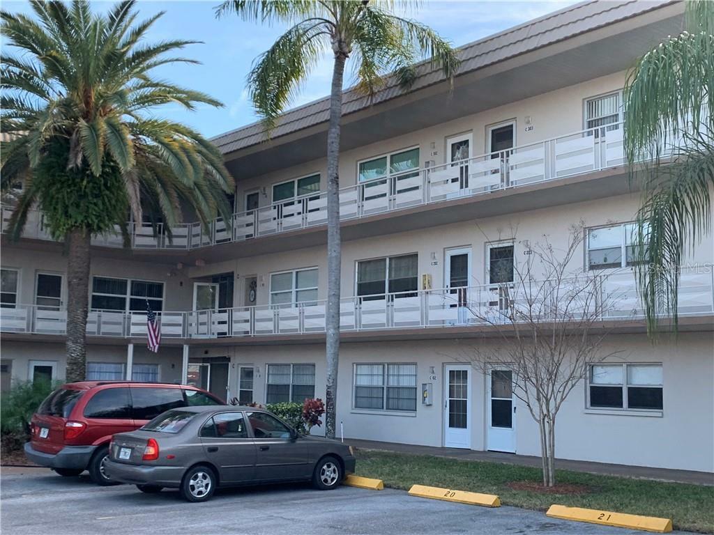 Property Photo: 5530 80th Street N C302 FL 33709