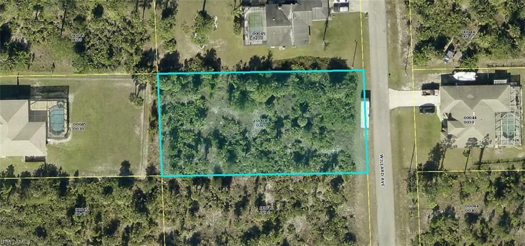 Property Photo:  719 Willard Avenue  FL 33972 