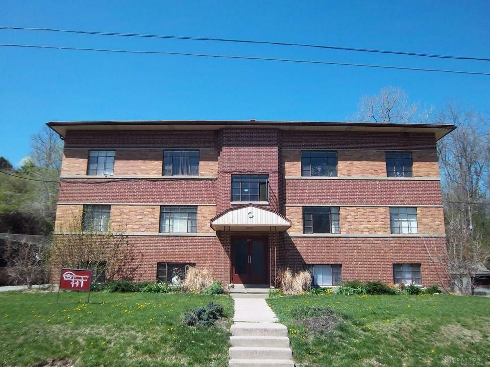 4237 Briar Place  Harrison Twp OH 45405 photo