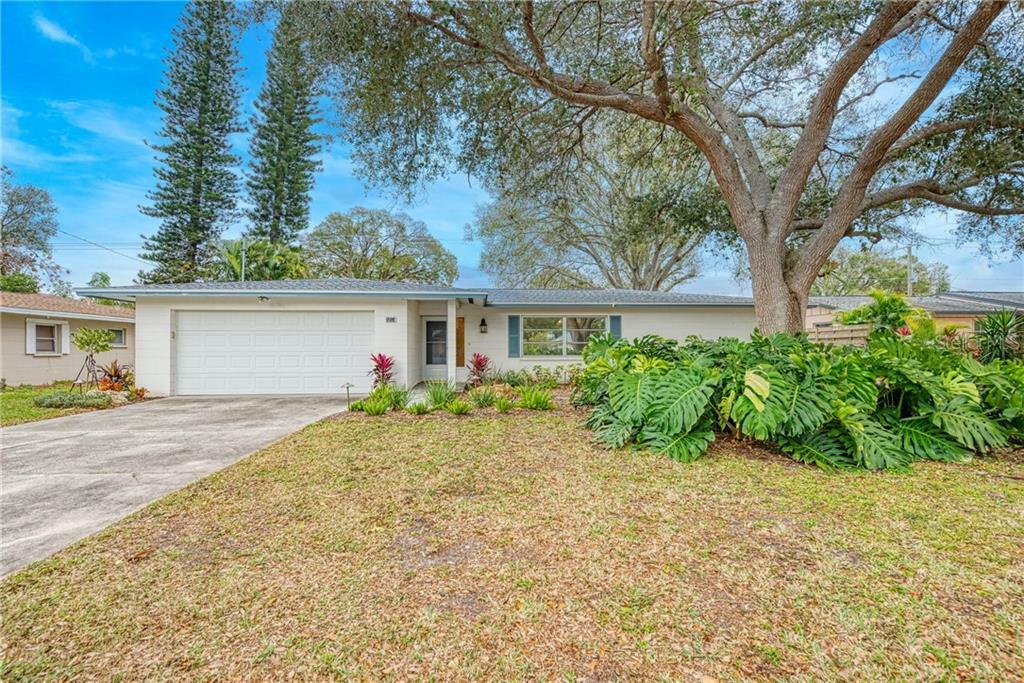 3255 S Lockwood Ridge Road  Sarasota FL 34239 photo