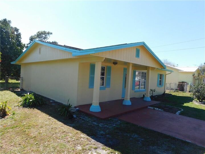 Property Photo:  190 Pine Tree Drive  FL 32707 