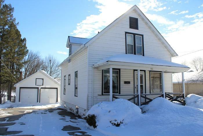 Property Photo:  391 W State St  WI 53105 