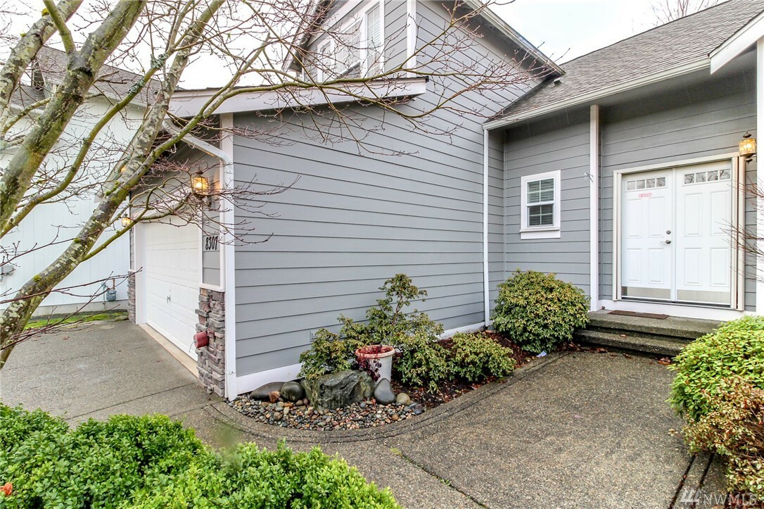 Property Photo:  8307 210th Av Ct E  WA 98391 