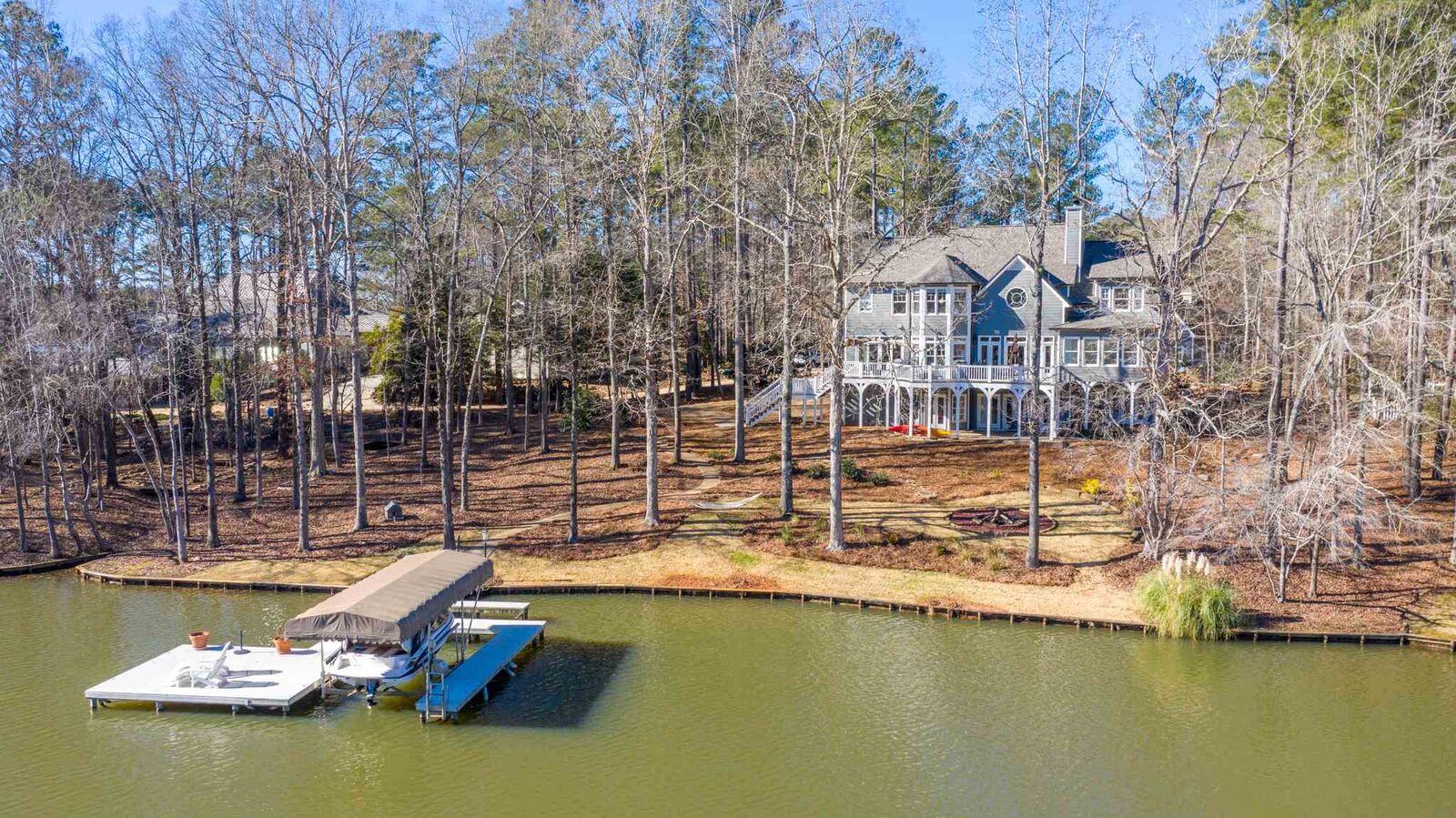 Property Photo: 1060 Granite Cove Court GA 30642