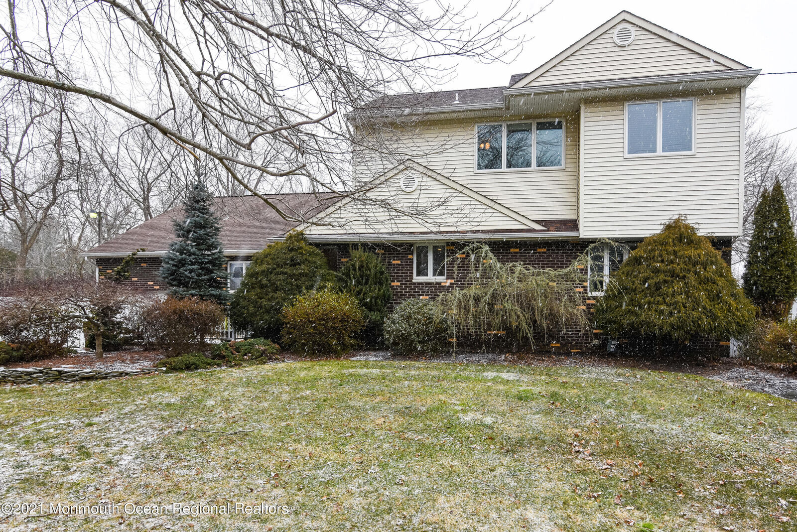 Property Photo:  3 Crescent Road  NJ 07733 