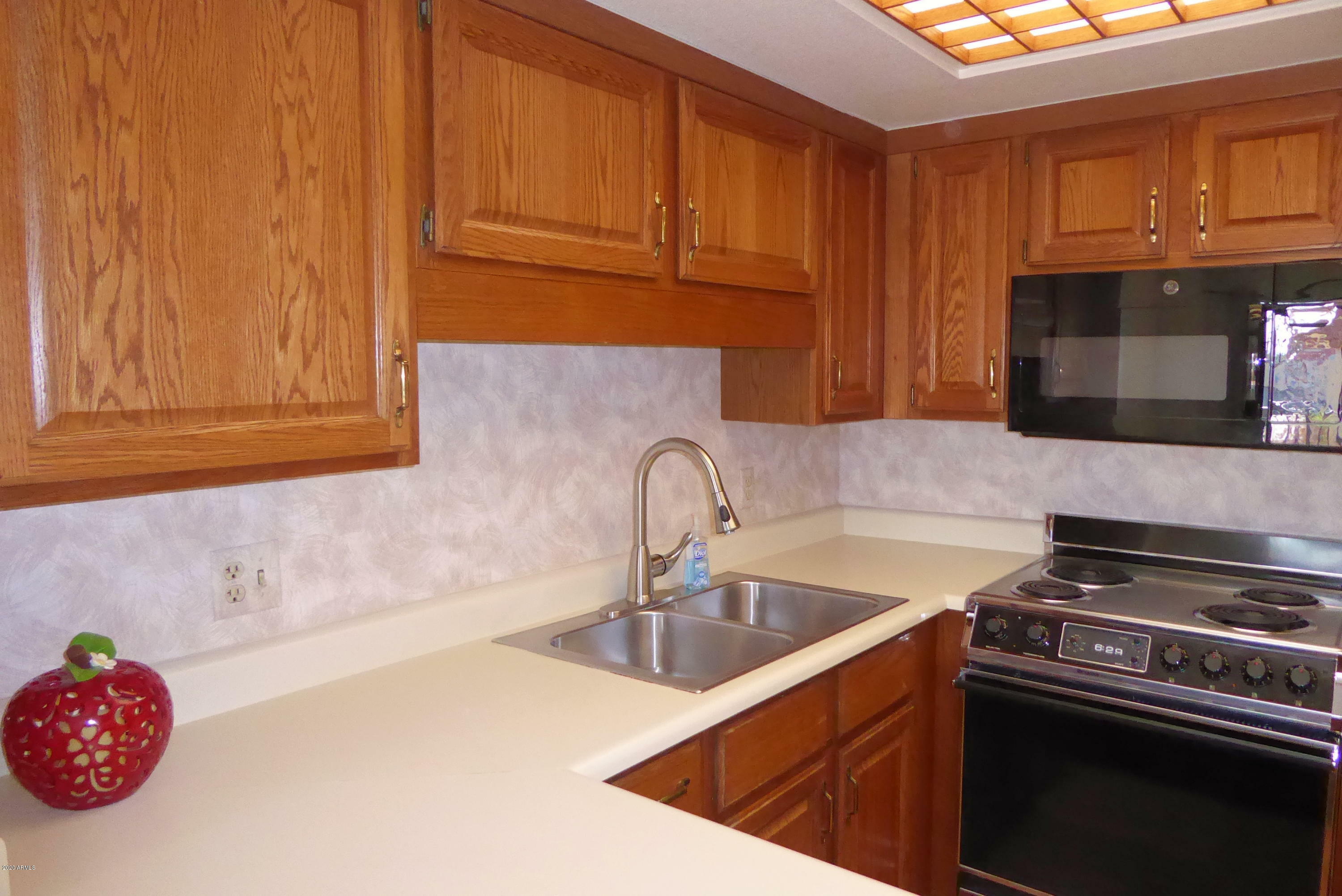 Property Photo: 10330 W Thunderbird Boulevard A318 AZ 85351