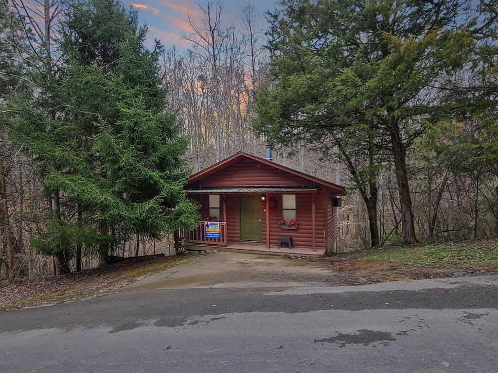 2036 Ridge Road  Pigeon Forge TN 37863 photo