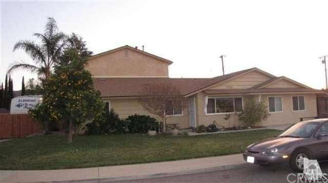 Property Photo:  2720 Daunet Avenue  CA 93065 