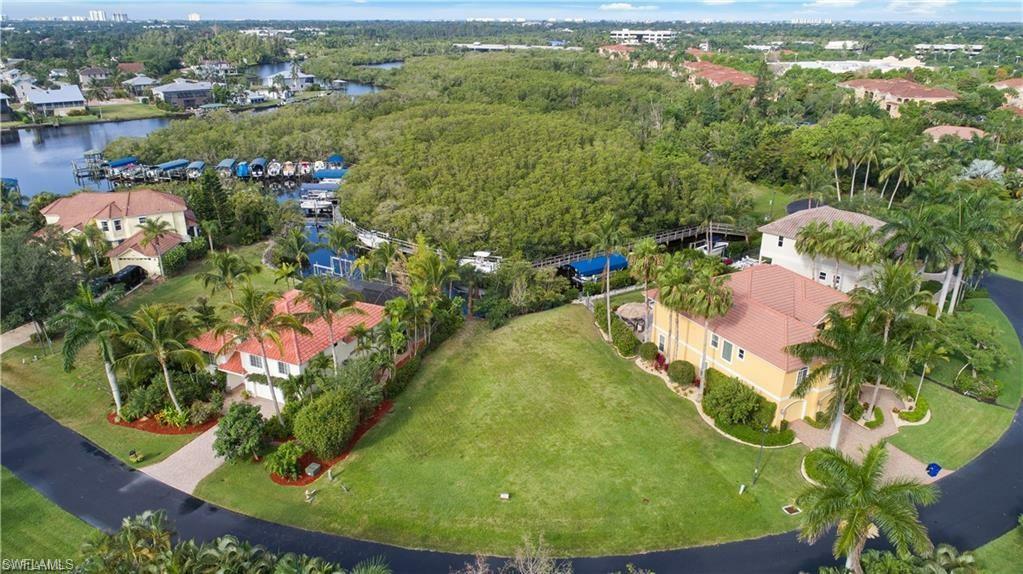 Property Photo:  9124 Brendan River Court  FL 34135 