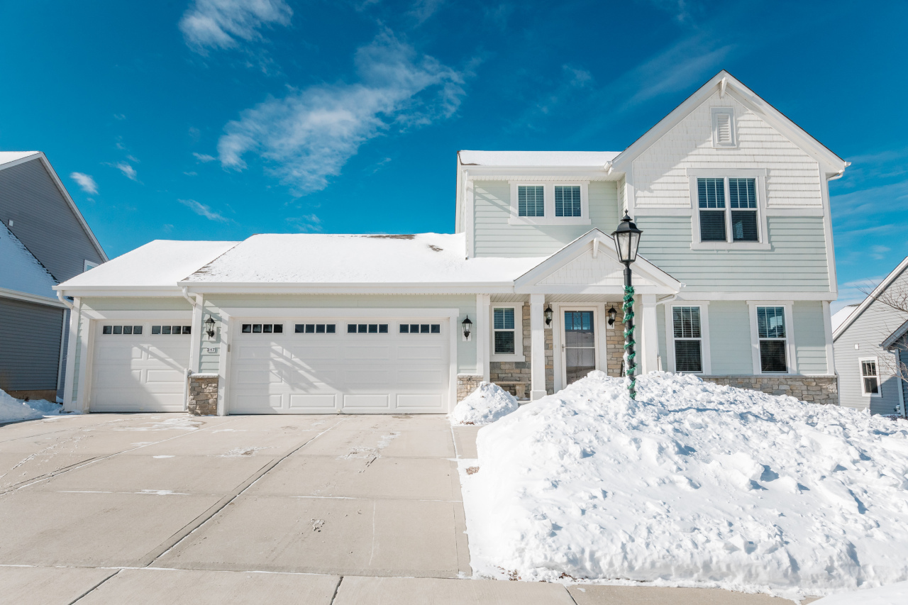 Property Photo: 317 Indigo Dr WI 53074